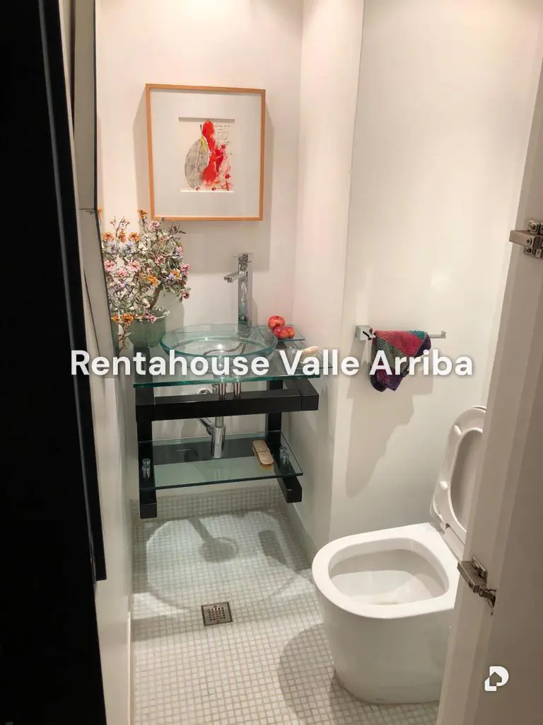Apartamento en Las Mesetas de Santa Rosa de Lima, Caracas – 21