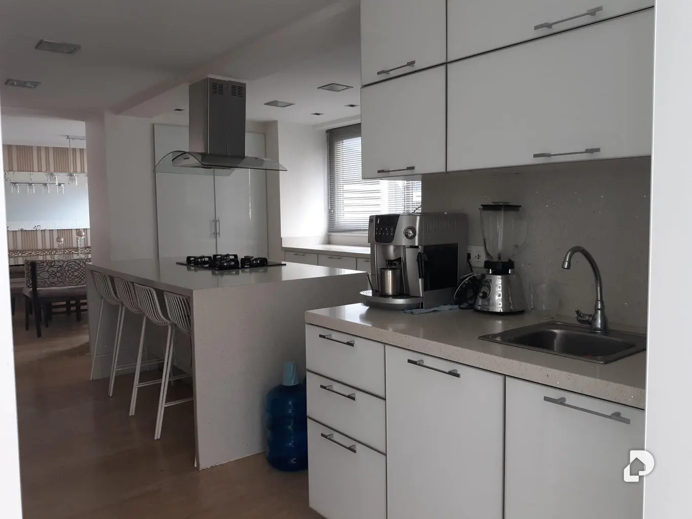 Apartamento en Lomas de Las Mercedes, Caracas – 12