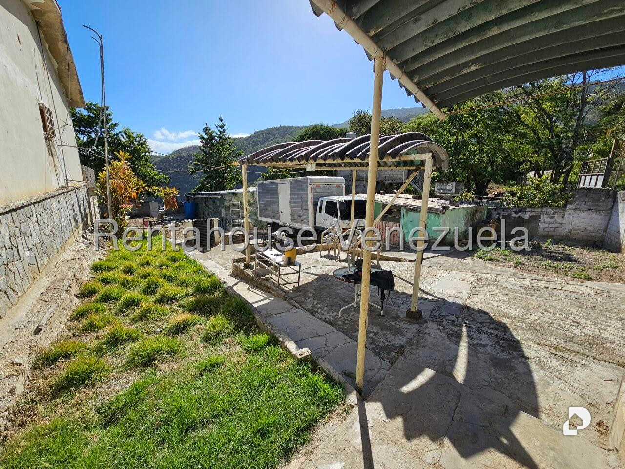 House in Mampote, Guarenas – 24