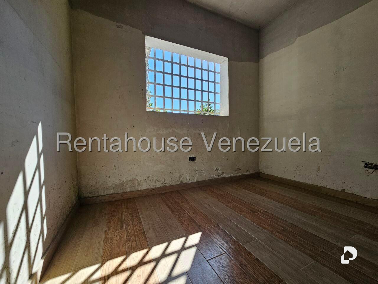 House in Mampote, Guarenas – 15
