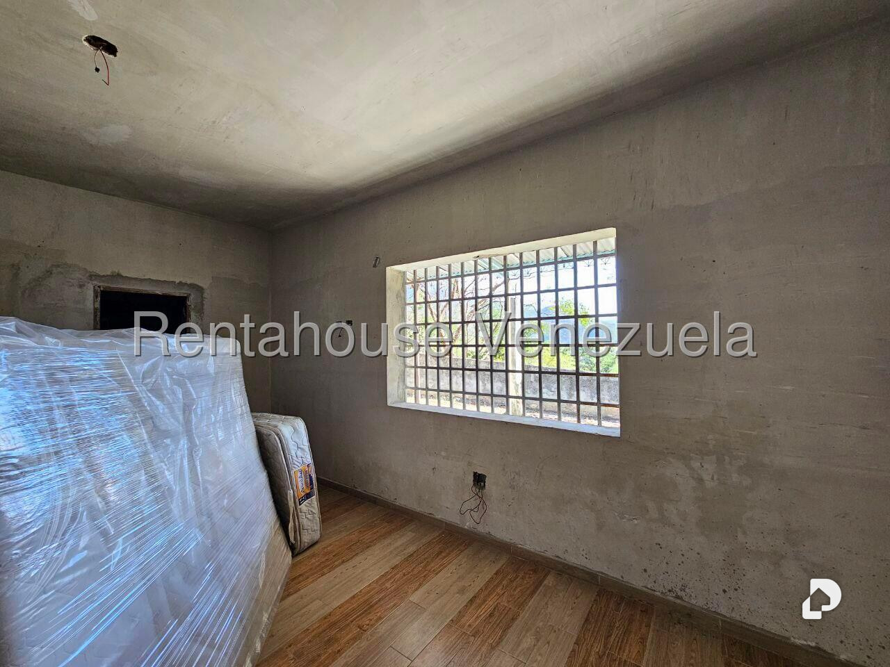 House in Mampote, Guarenas – 23