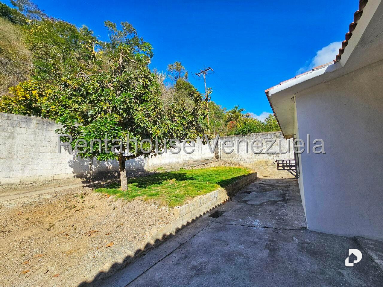 House in Mampote, Guarenas – 3