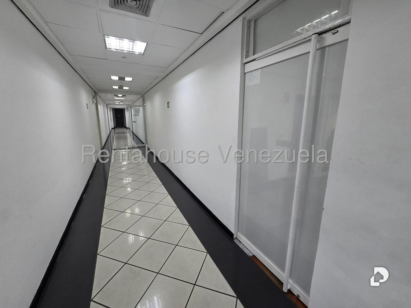 Oficina en El Recreo, Caracas – 4