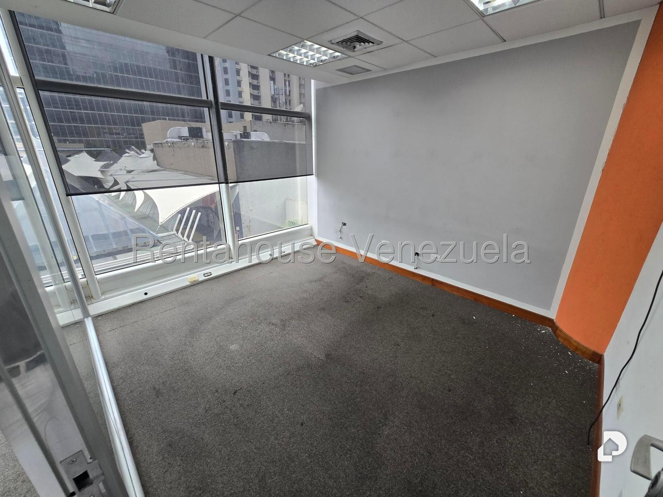 Oficina en El Recreo, Caracas – 11