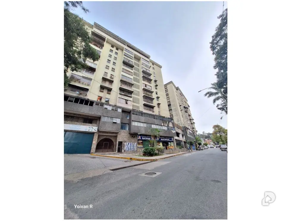Apartamento en Los Teques, Altos Mirandinos – 1