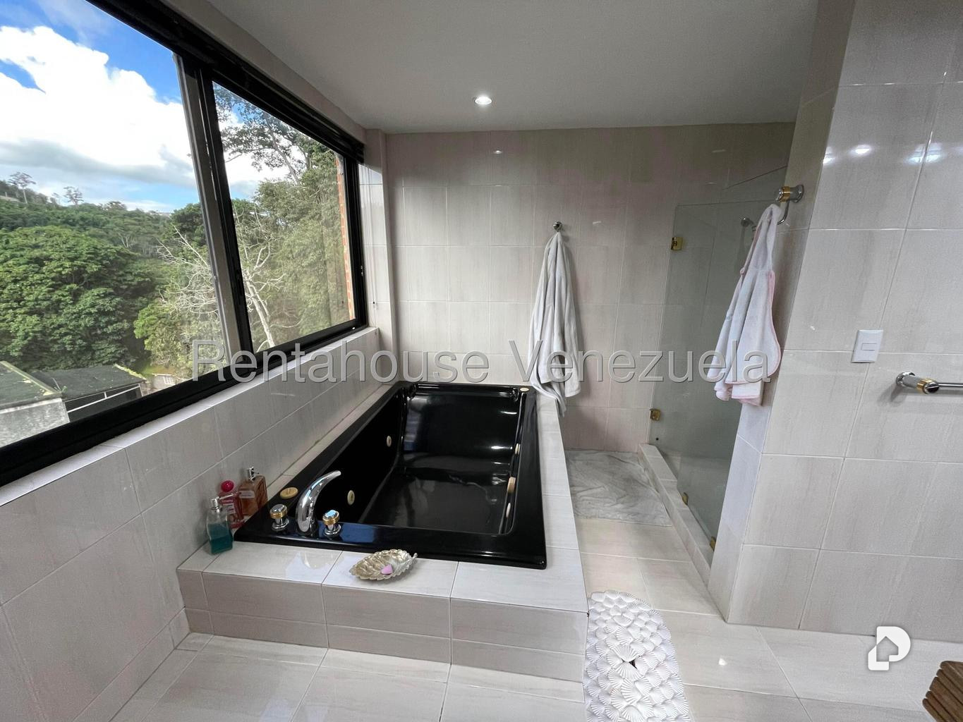 Casa en Corralito, Caracas – 24