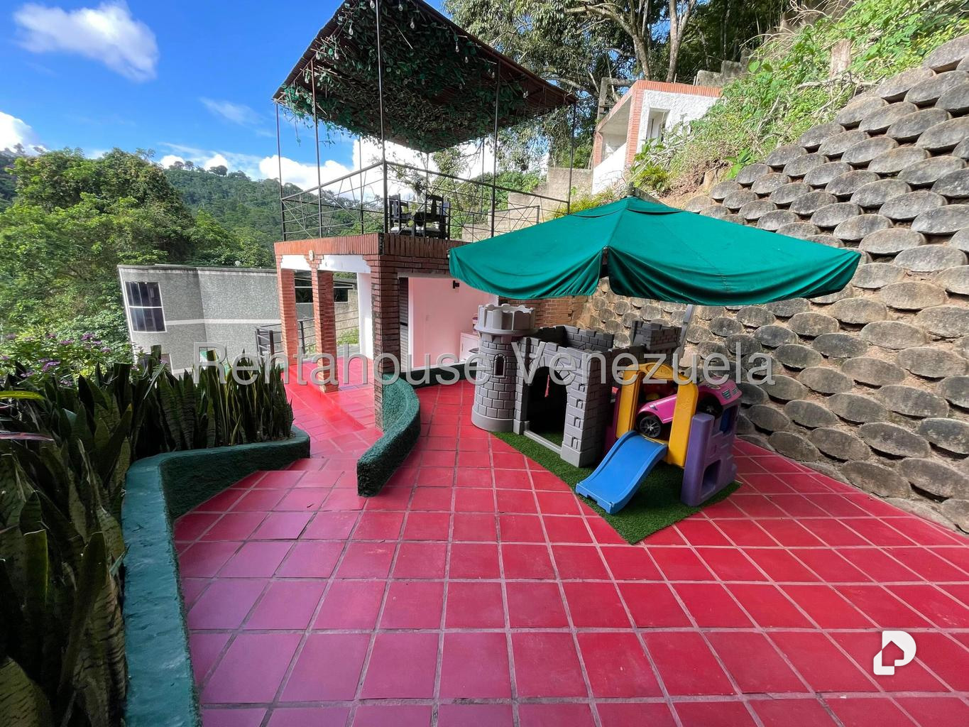 Casa en Corralito, Caracas – 30