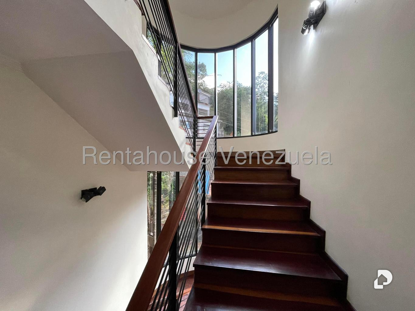Casa en Corralito, Caracas – 17