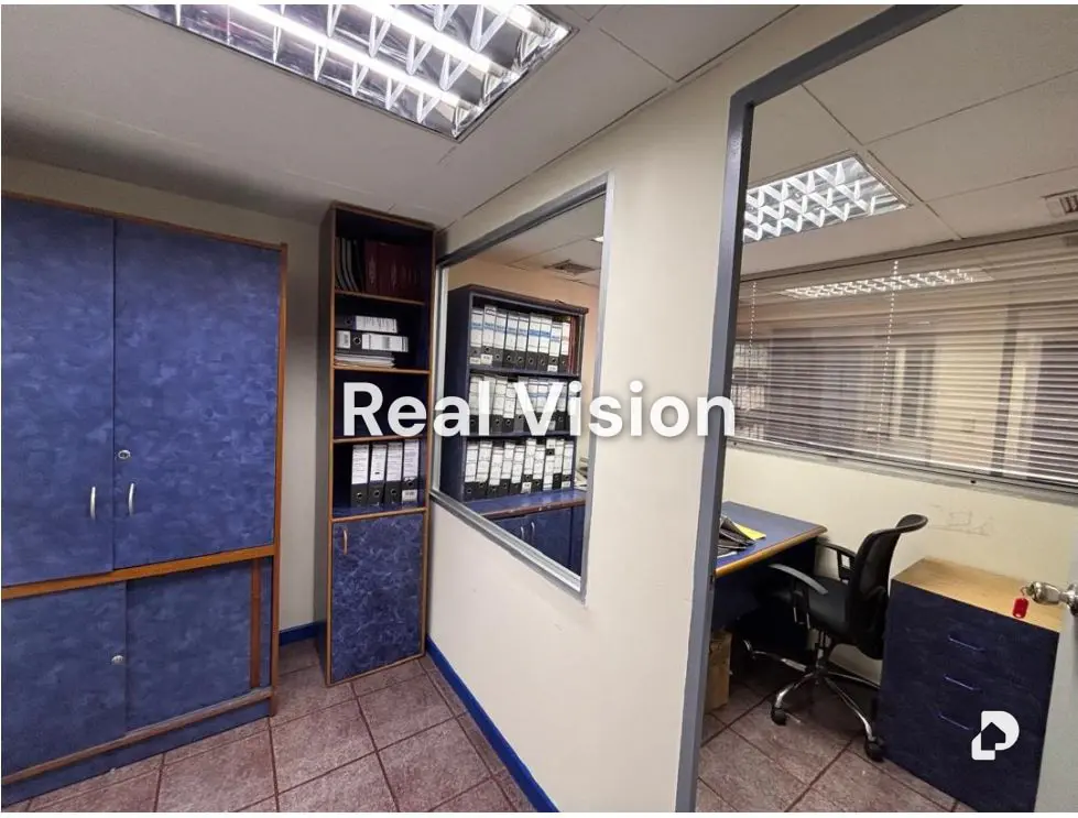 Oficina en San Bernardino, Caracas – 24