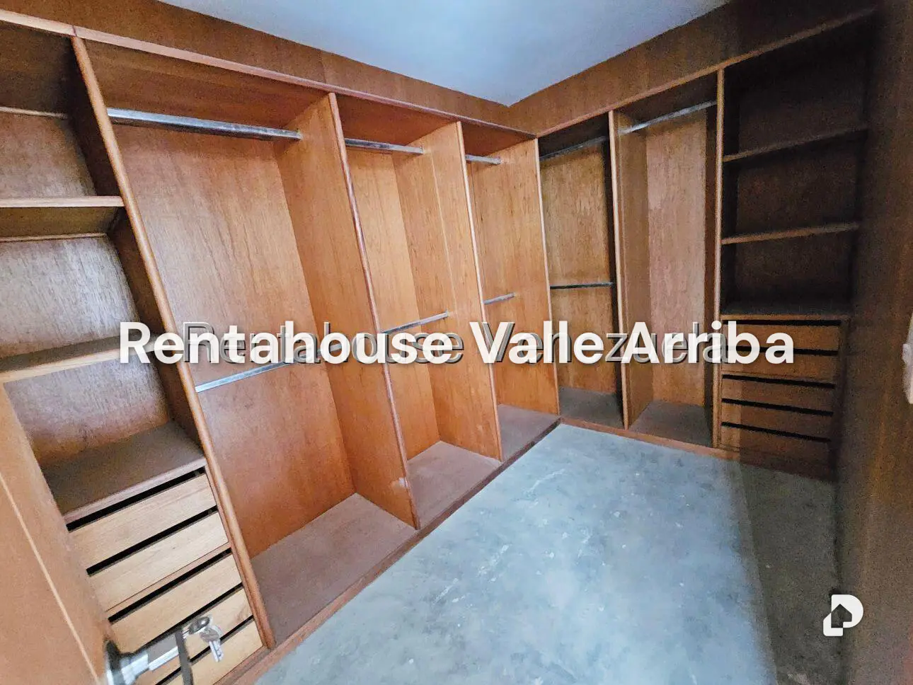 Apartamento en Mirador de Los Campitos I, Caracas – 21