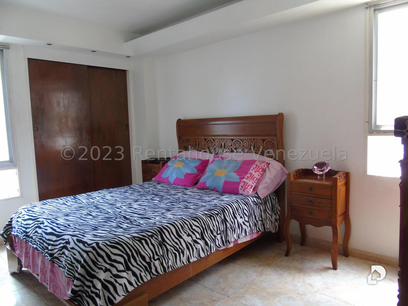 Apartamento en San Bernardino, Caracas – 20