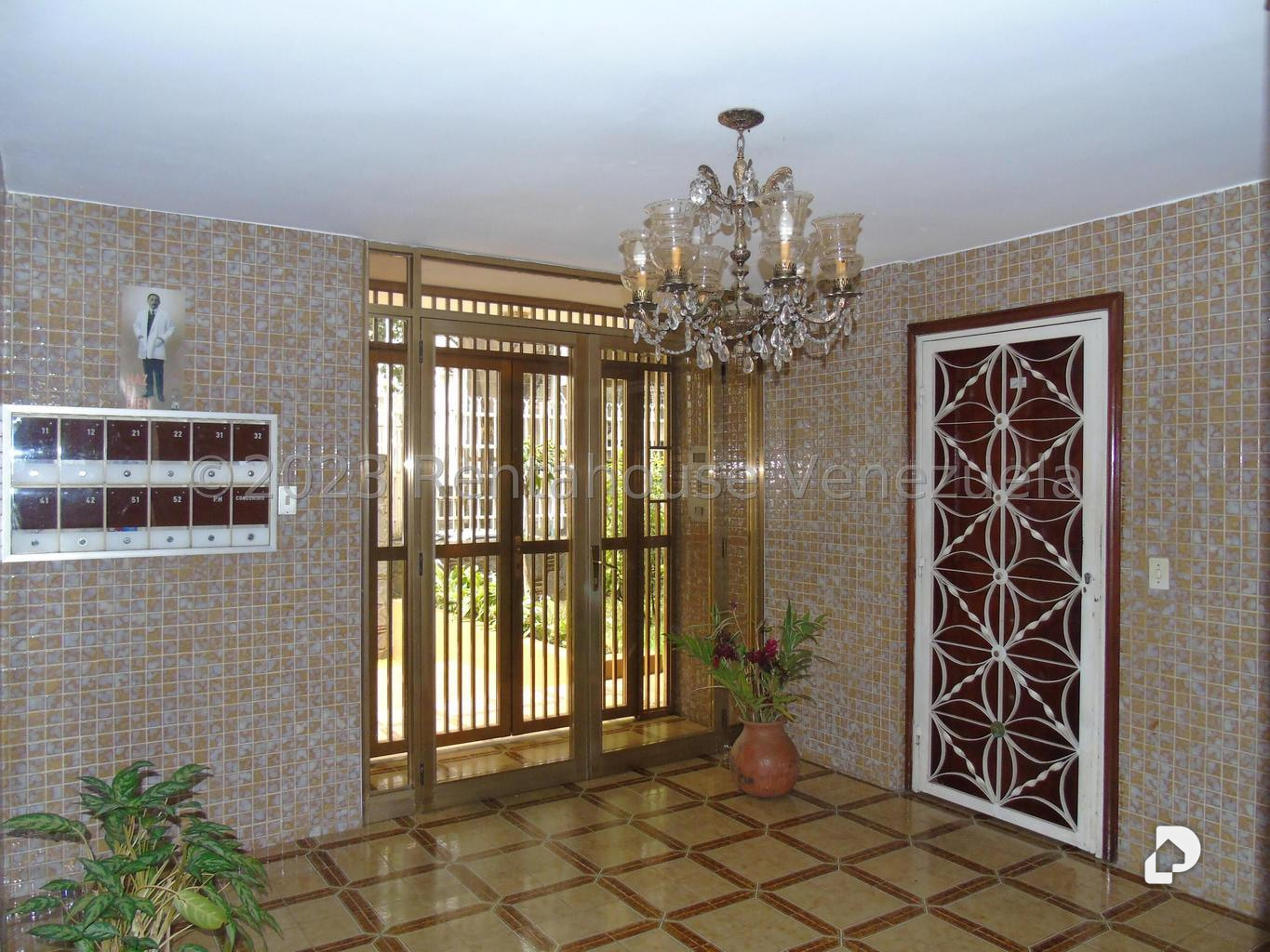 Apartamento en San Bernardino, Caracas – 3