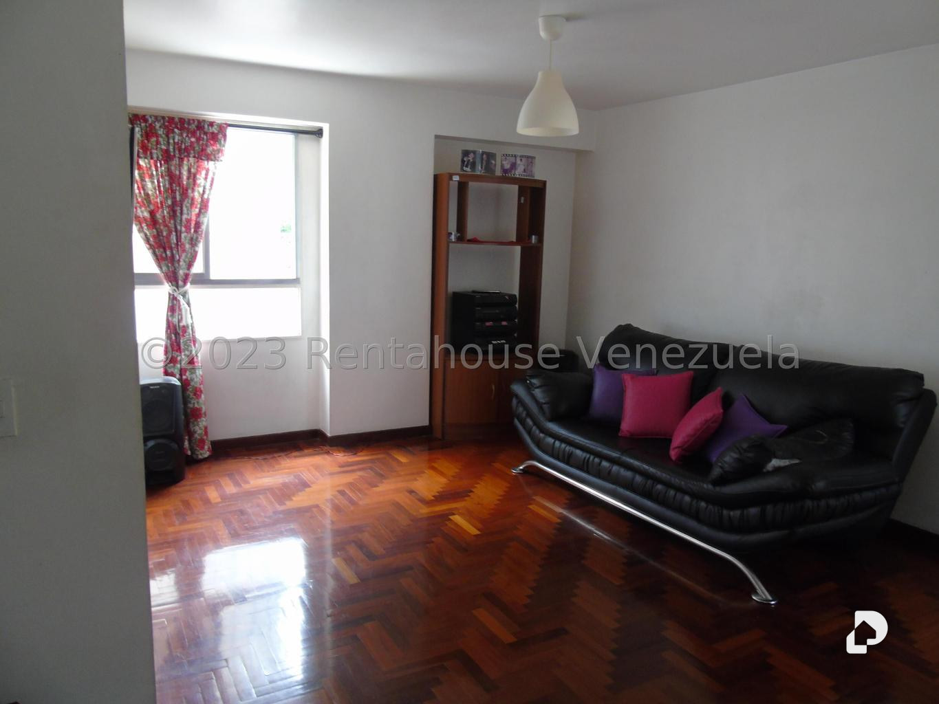 Apartamento en San Bernardino, Caracas – 11