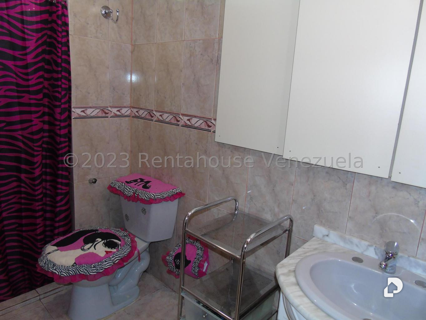 Apartamento en San Bernardino, Caracas – 25