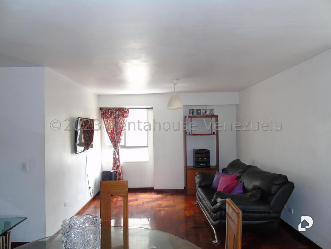 Apartamento en San Bernardino, Caracas – 13