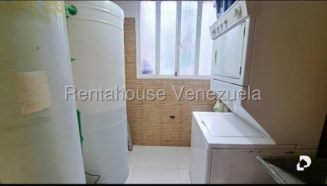 Apartamento en El Paraíso, Caracas – 12