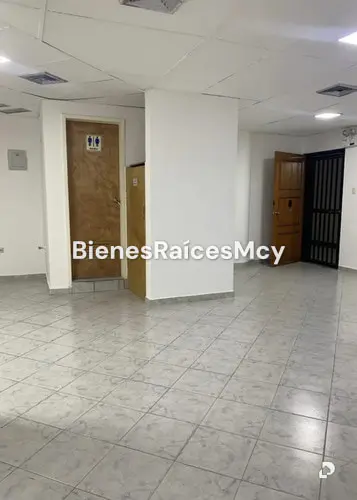 Oficina en Las Delicias, Maracay – 1
