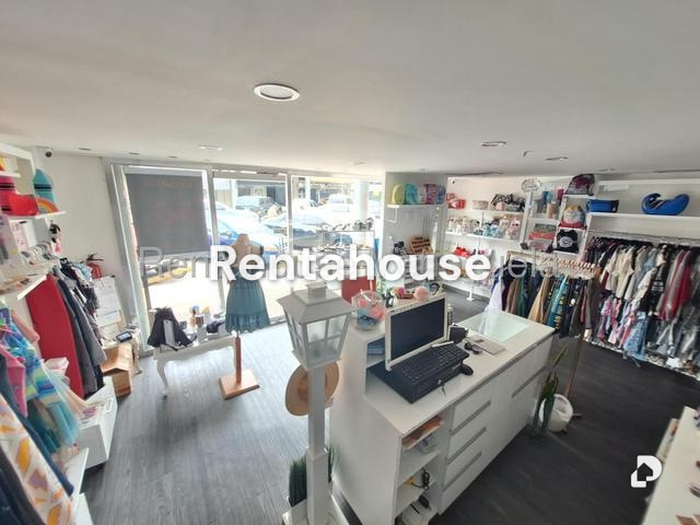 Local comercial en Parroquia Urbana San José, Valencia – 9