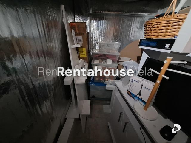 Local comercial en Parroquia Urbana San José, Valencia – 14