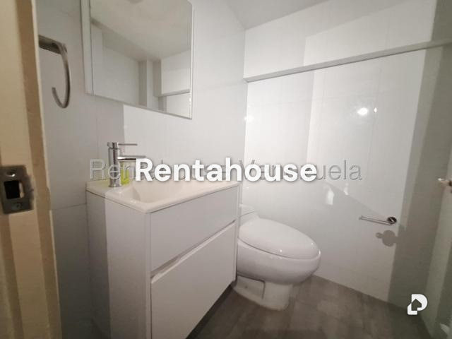 Local comercial en Parroquia Urbana San José, Valencia – 15