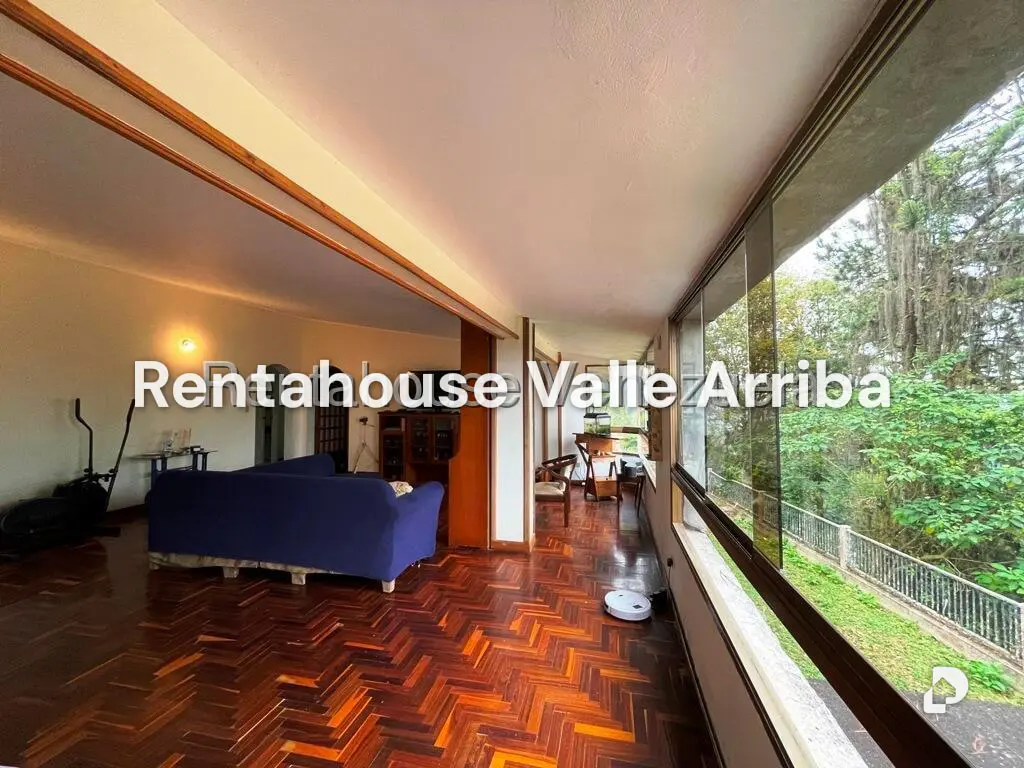 Casa en Los Guayabitos, Caracas – 30
