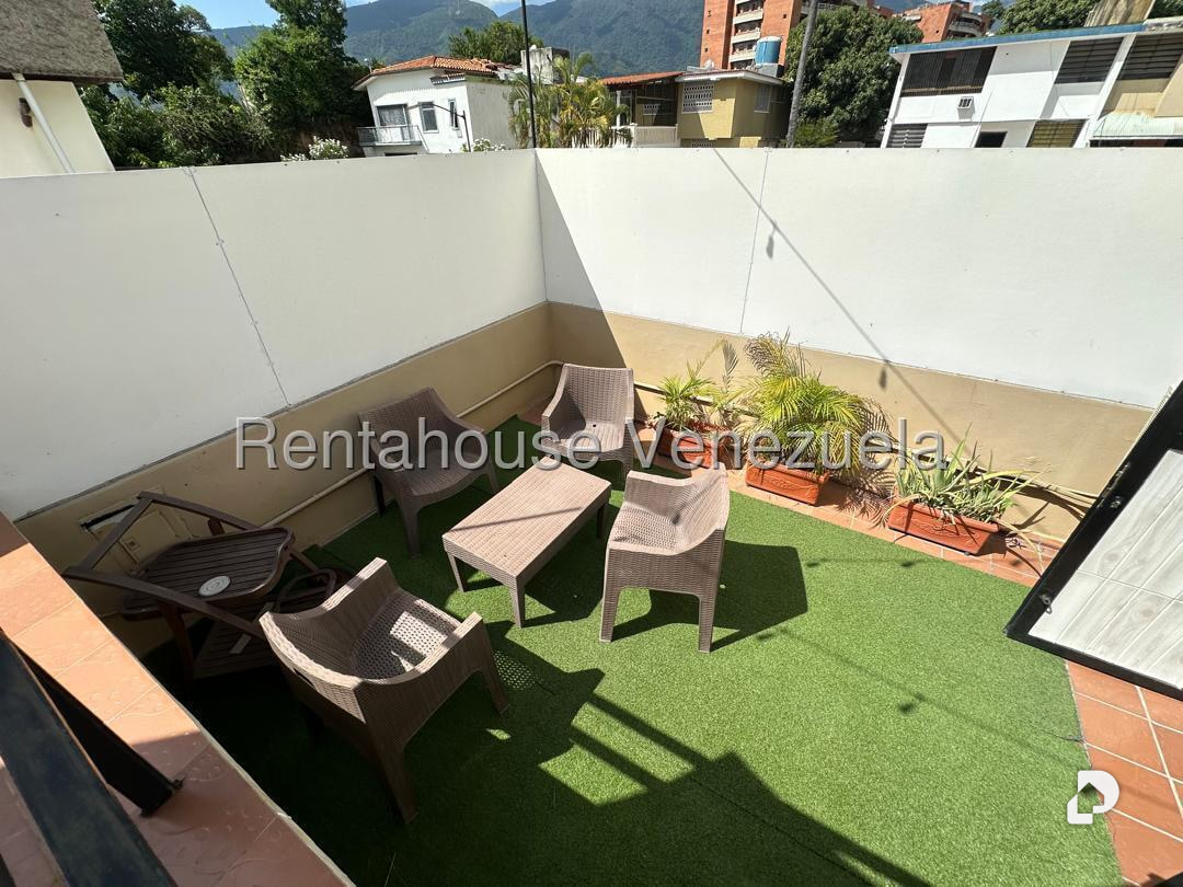 Casa en Colinas de Los Chaguaramos, Caracas – 22