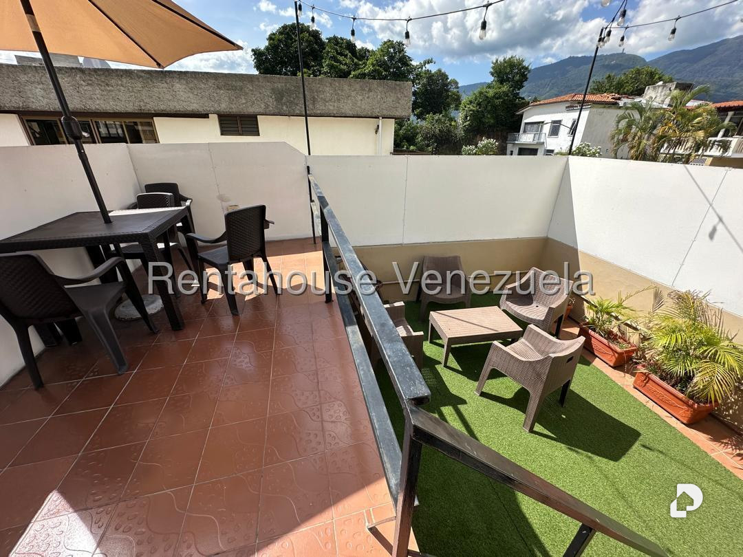 Casa en Colinas de Los Chaguaramos, Caracas – 20