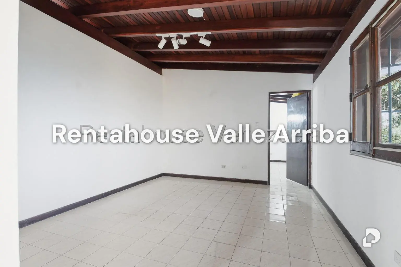 Casa en La Lagunita Country Club, Caracas – 18