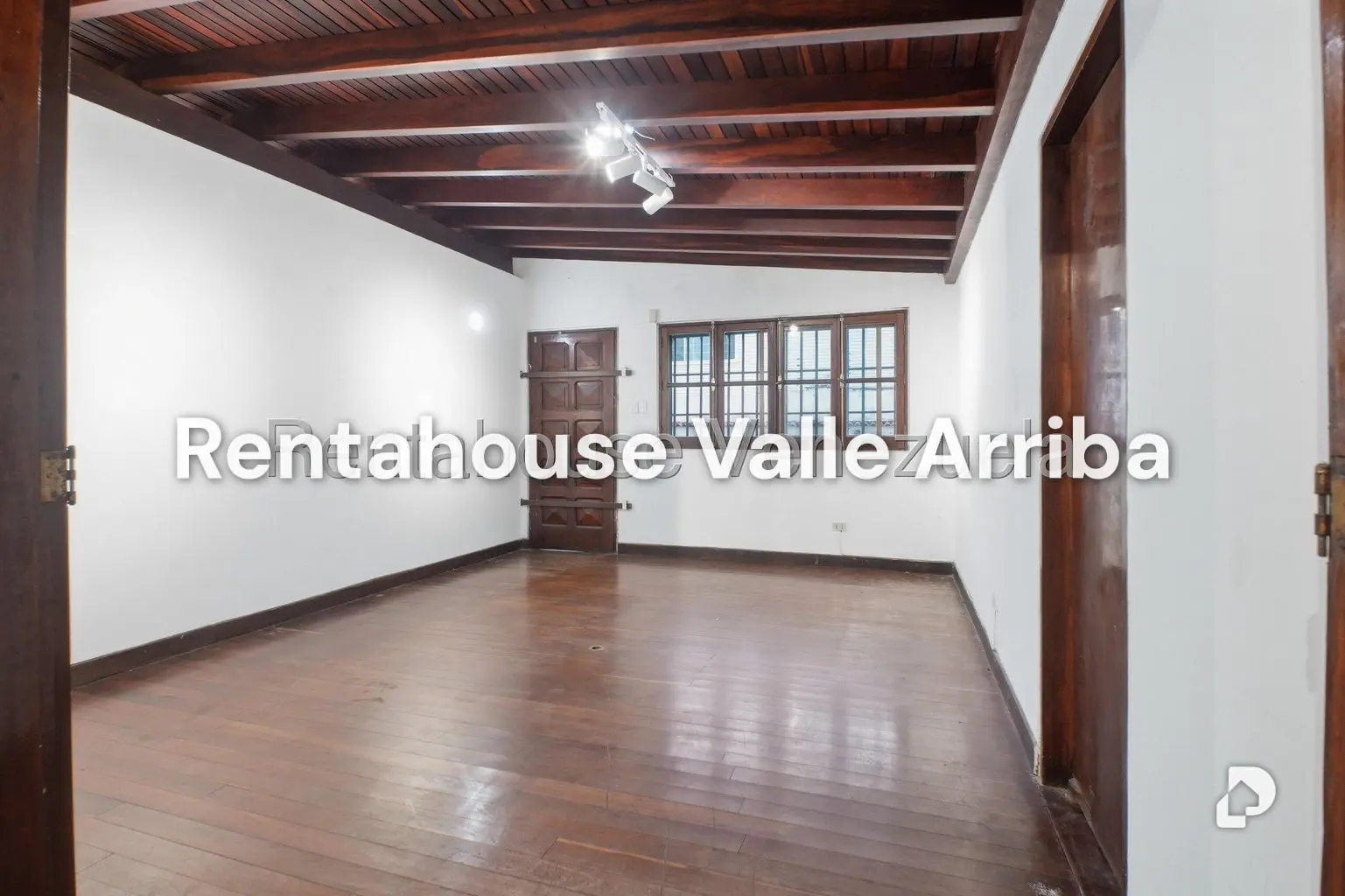 Casa en La Lagunita Country Club, Caracas – 6