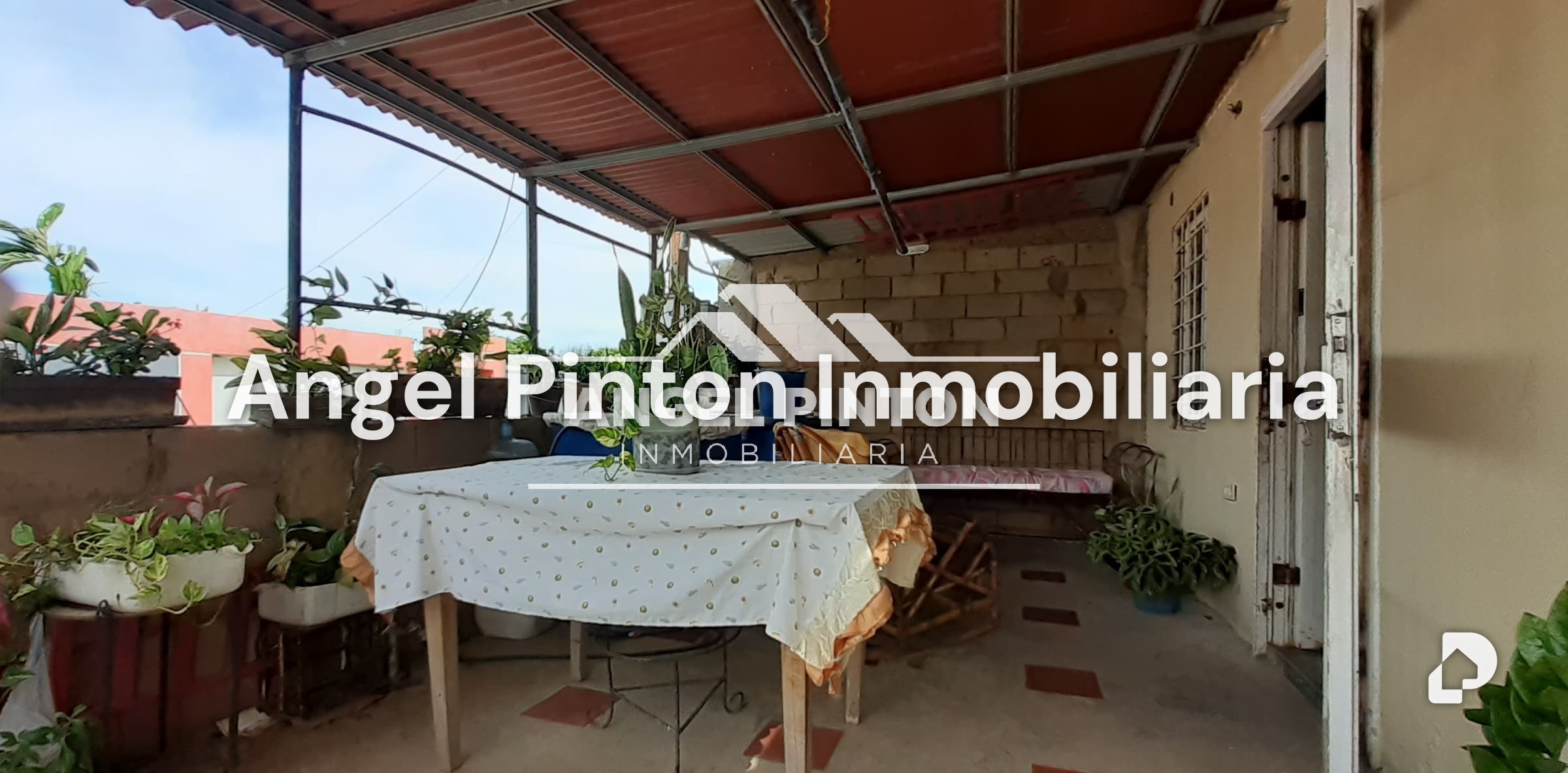Local comercial en Altos del Sol Amado, Maracaibo – 2