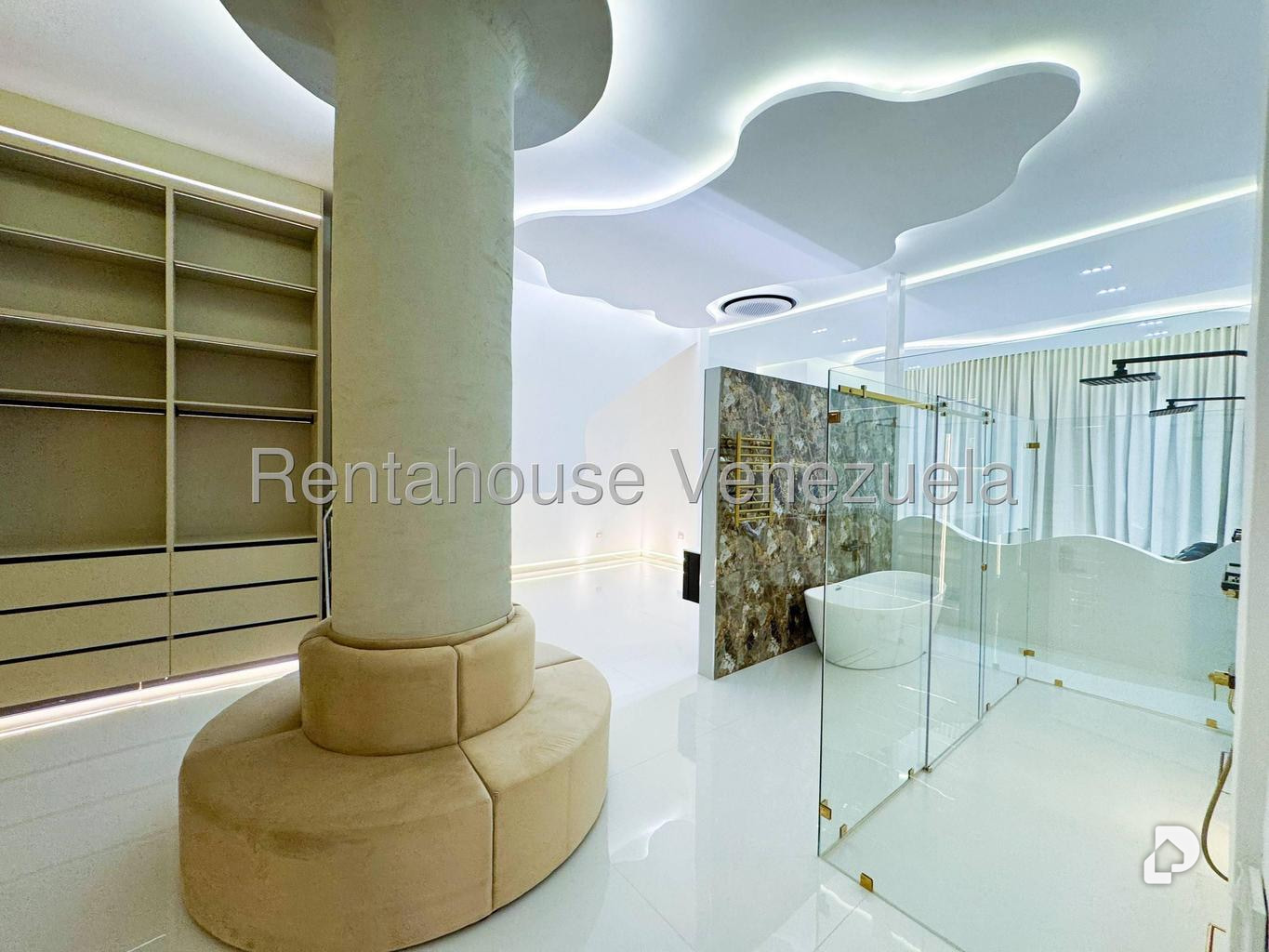 Casa en Cumbres de Curumo, Caracas – 24
