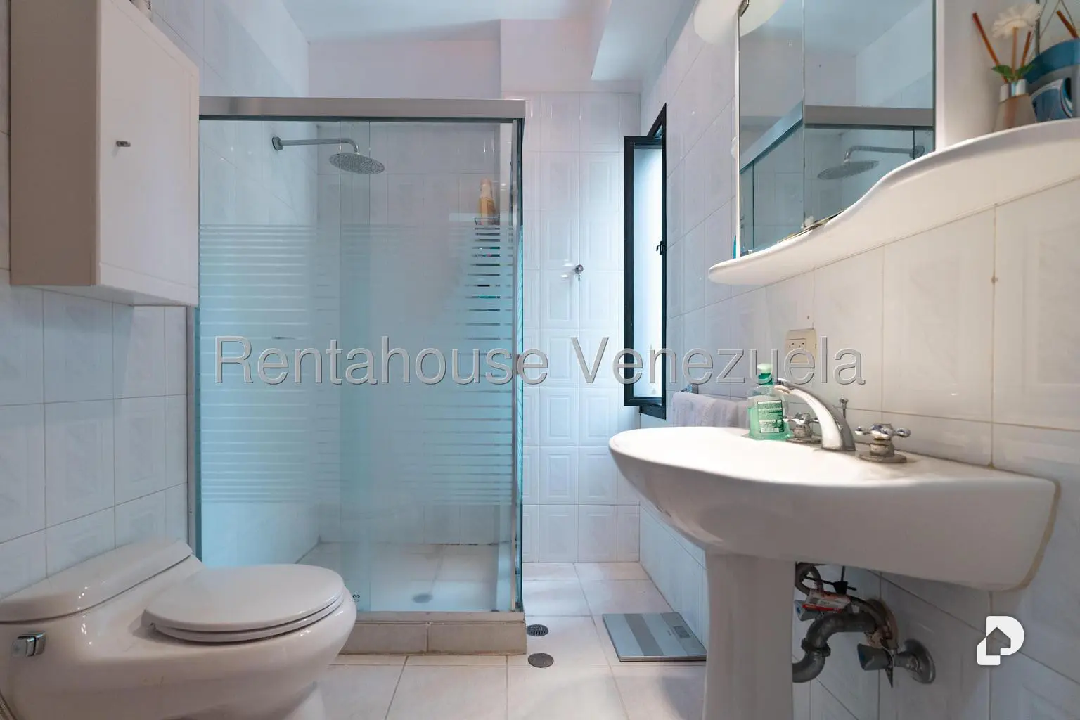 Apartamento en Los Palos Grandes, Caracas – 30