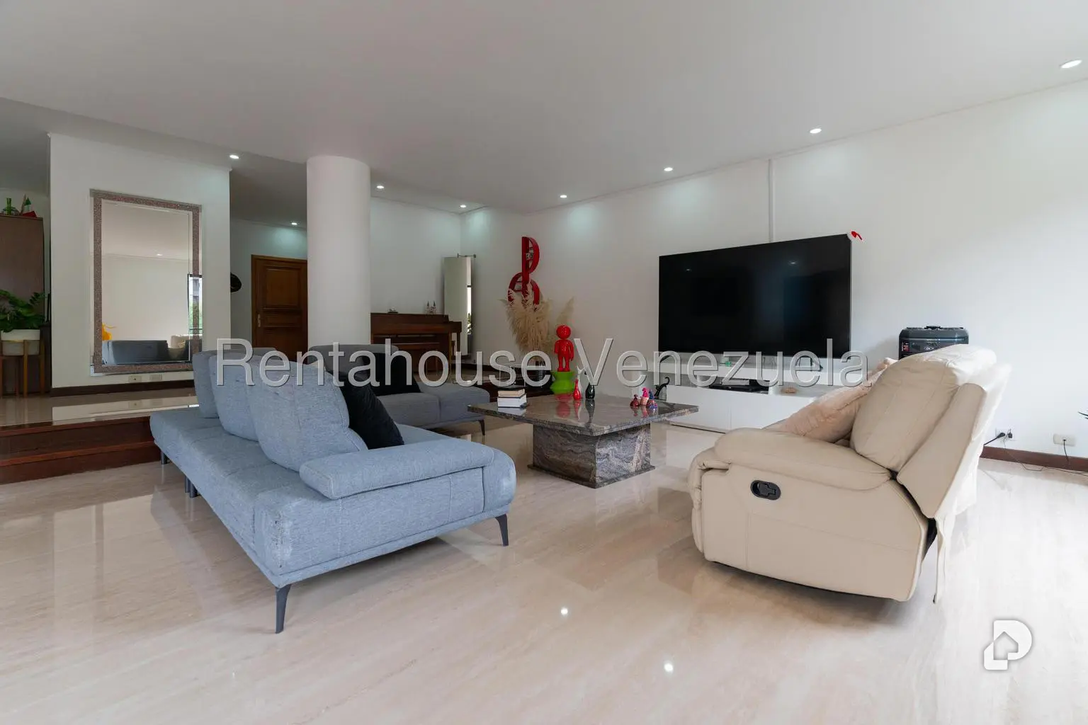 Apartamento en Los Palos Grandes, Caracas – 11