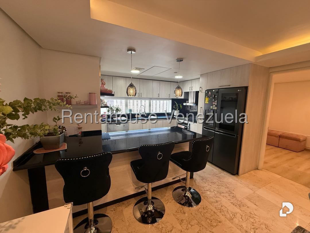 Apartamento en Altamira, Caracas – 16