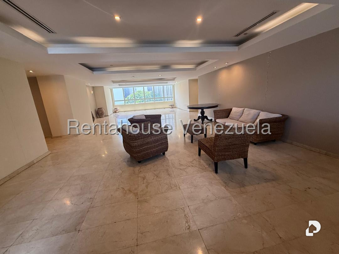 Apartamento en Altamira, Caracas – 7