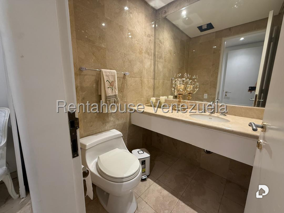 Apartamento en Altamira, Caracas – 32