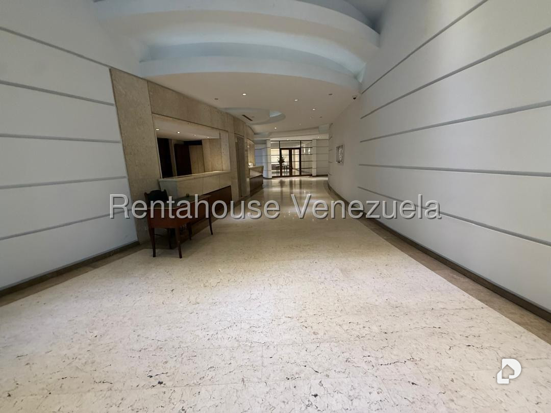 Apartamento en Altamira, Caracas – 4