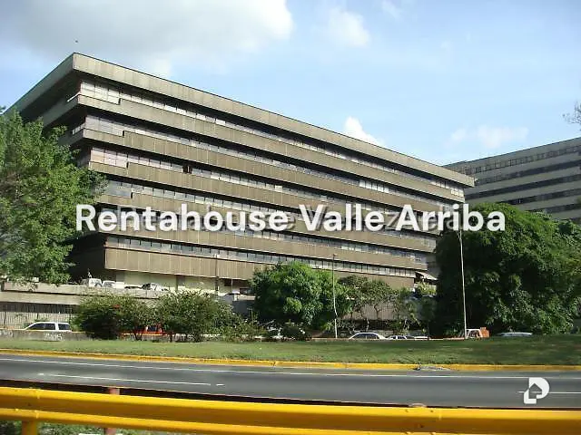 Oficina en Chuao, Caracas – 1