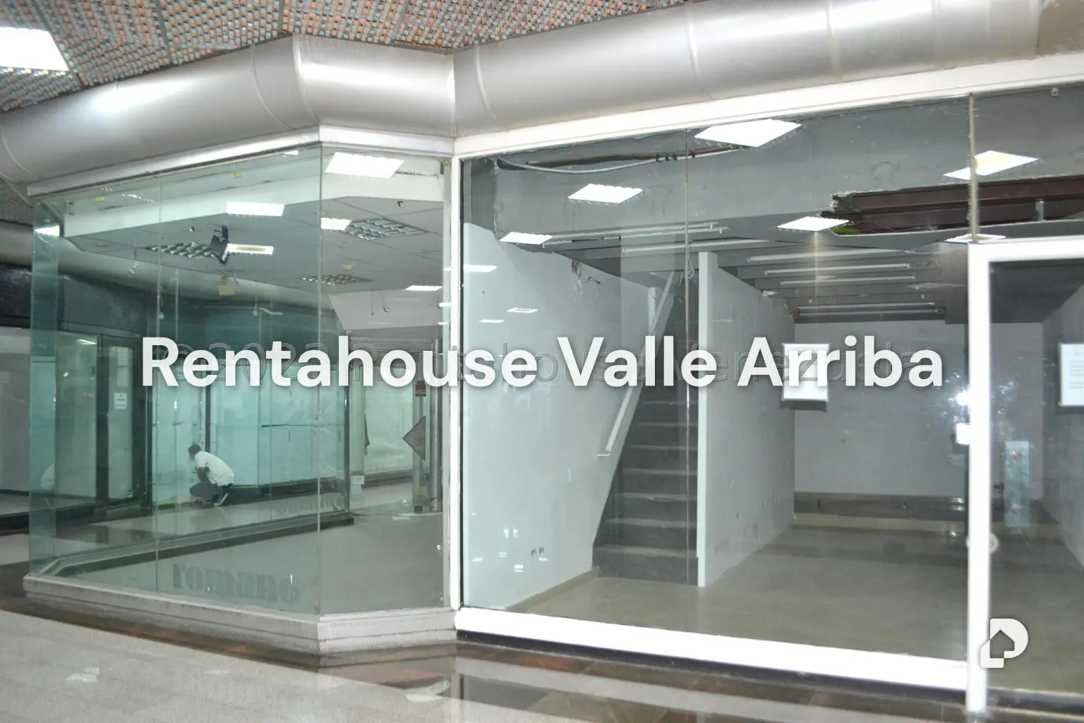 Local comercial en El Cafetal, Caracas – 2