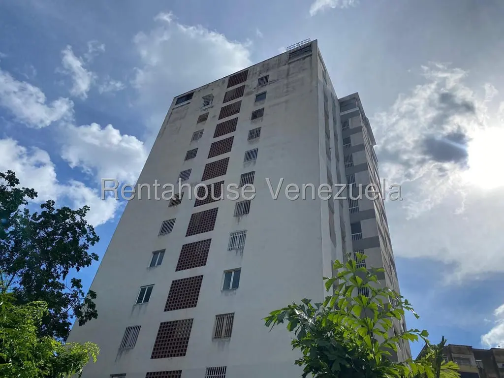 Apartment in Lomas del Este, Valencia - 1
