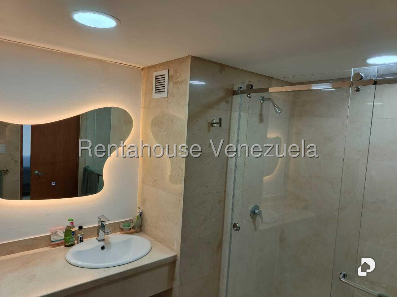 Apartamento en Lomas de Las Mercedes, Caracas – 30