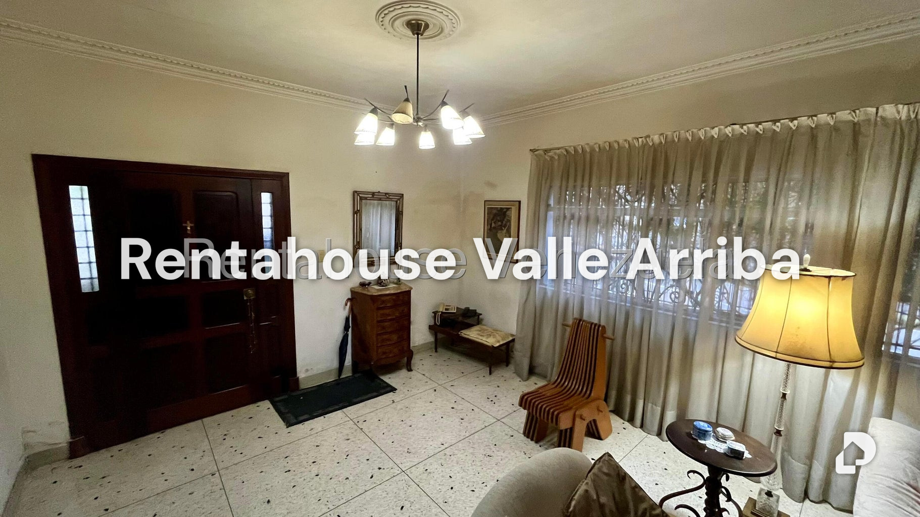 Casa en Alta Florida, Caracas – 12