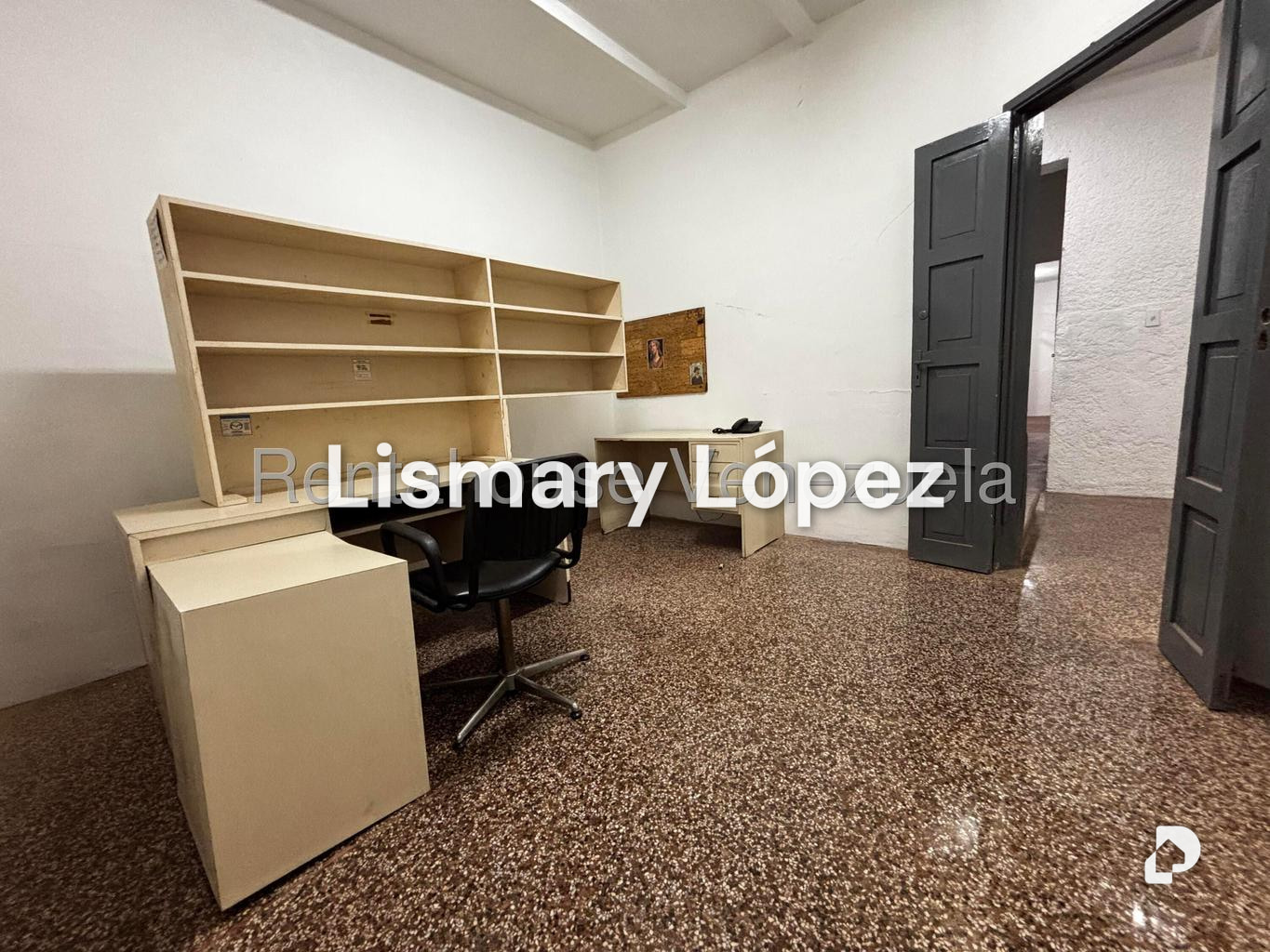 Local comercial en Los Caobos, Caracas – 18