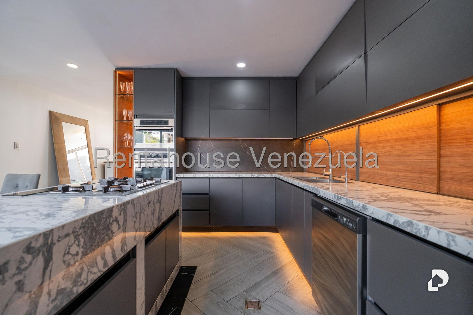 Casa en Santa Eduvigis, Caracas – 13