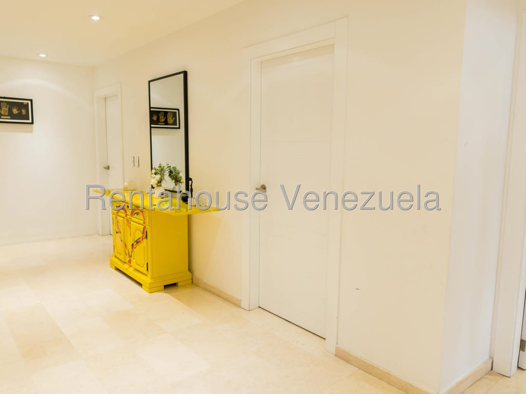 Apartamento en Los Naranjos (del Cafetal), Caracas