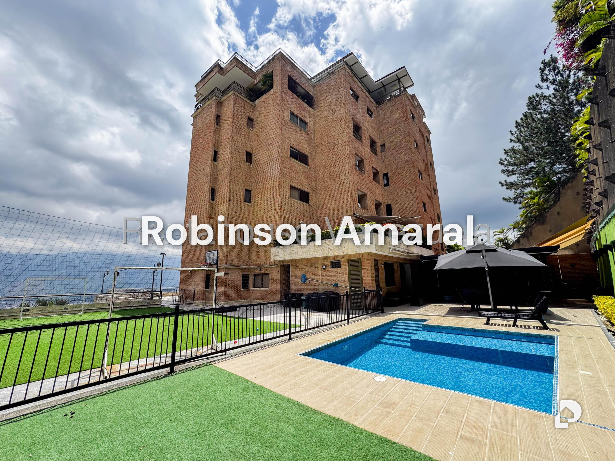 Apartamento en Los Naranjos (del Cafetal), Caracas – 17