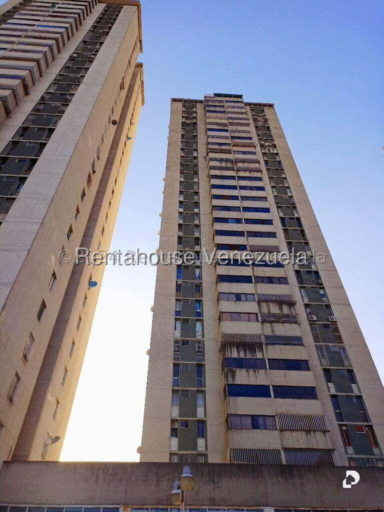 Apartamento en Los Dos Caminos, Caracas – 1