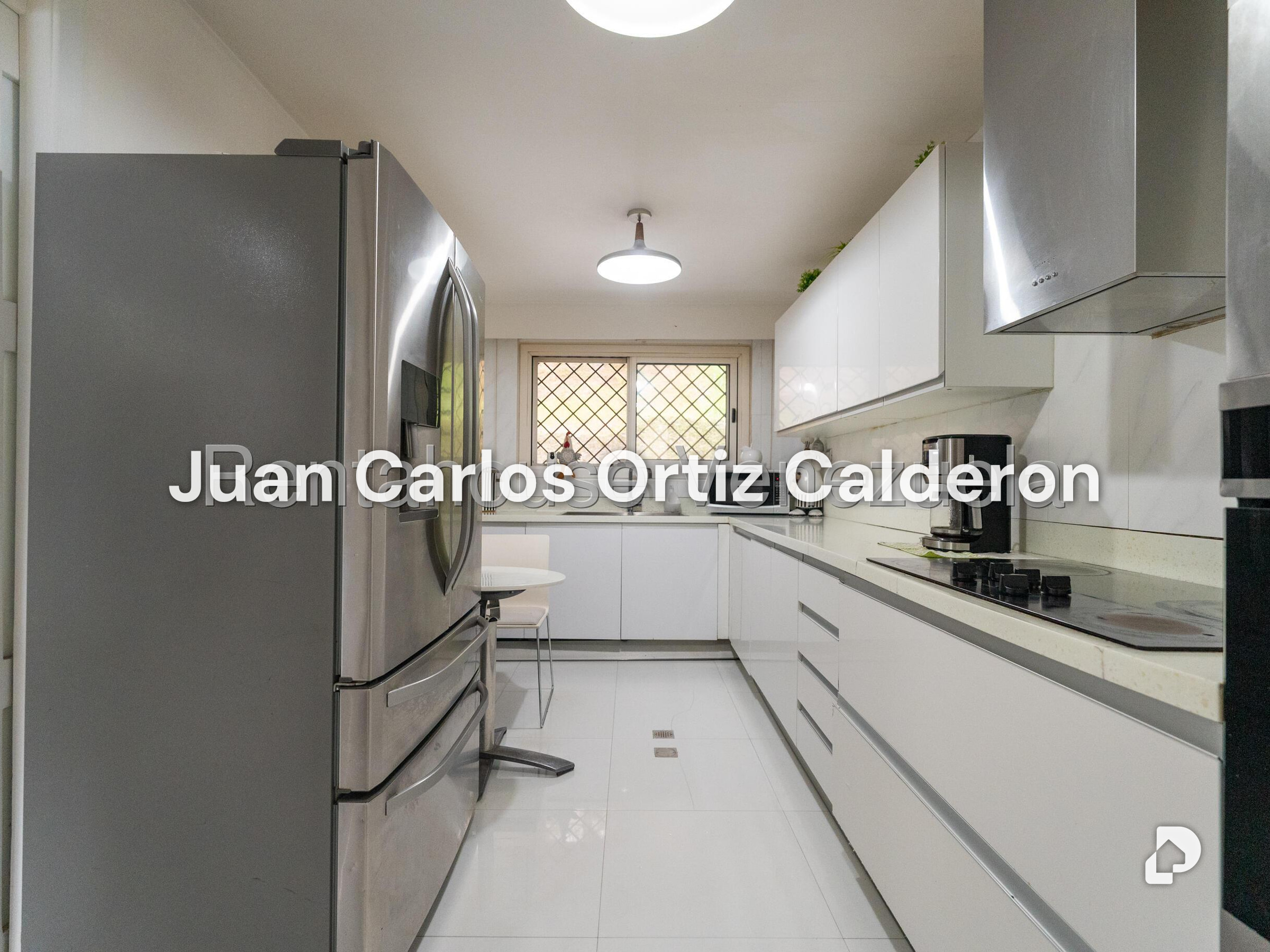 Casa en Alto Hatillo, Caracas – 12