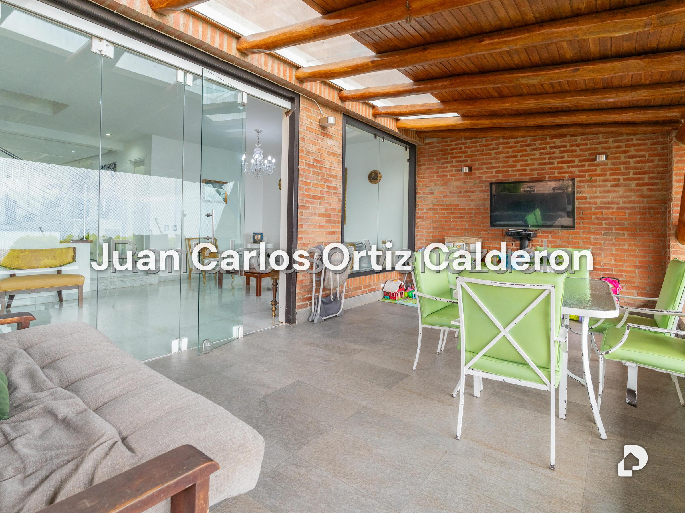 Casa en Alto Hatillo, Caracas – 26