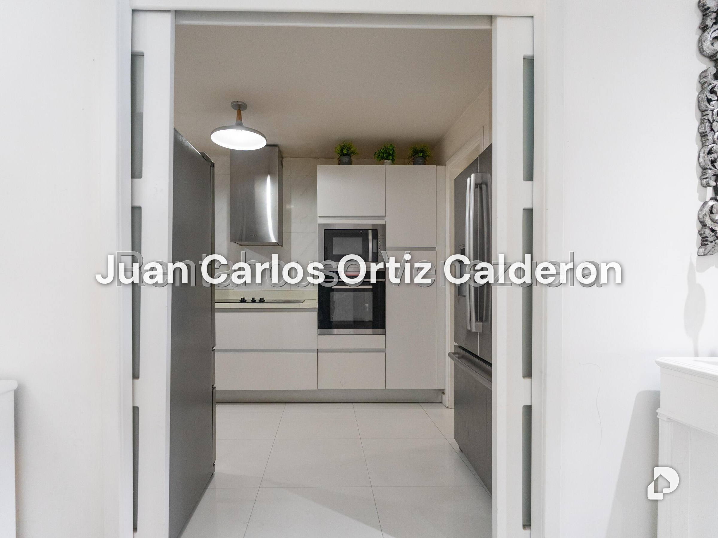 Casa en Alto Hatillo, Caracas – 16
